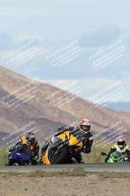 media/Nov-16-2025-Race Pace (Sun) [[8c5fa54630]]/Non Verified Riders (1st 20 Minutes)/7-Turn 9 Entry (210pm)/